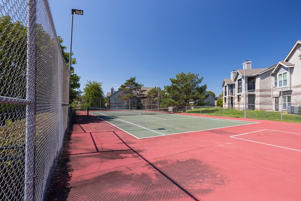 Hawthorne Tennis Court